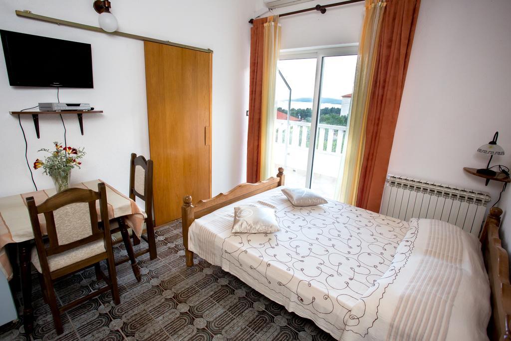 Apartment Julio Trogir Phòng bức ảnh